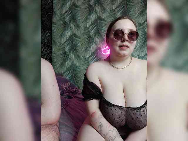 Red-rooms webcam