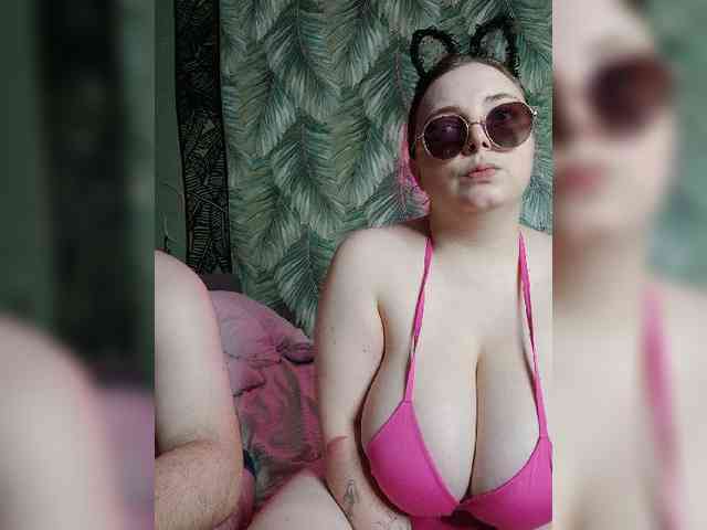 Red-rooms webcam