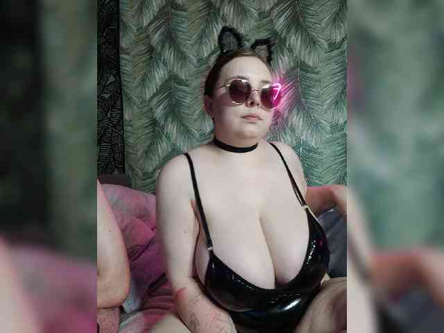 Model: Red-rooms