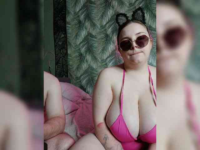 Red-rooms webcam