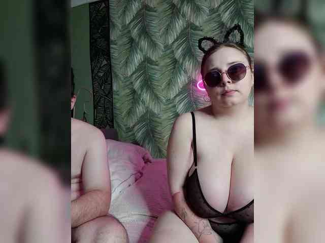 online webcam show Red-rooms