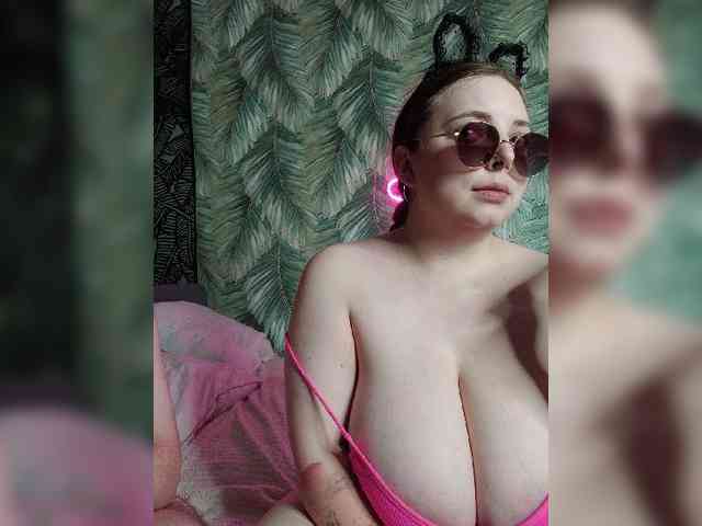 Red-rooms webcam