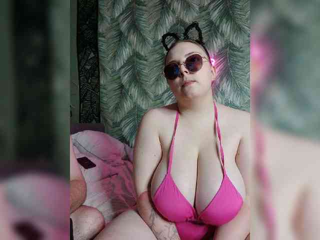 Model: Red-rooms