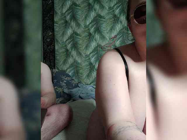 Red-rooms webcam
