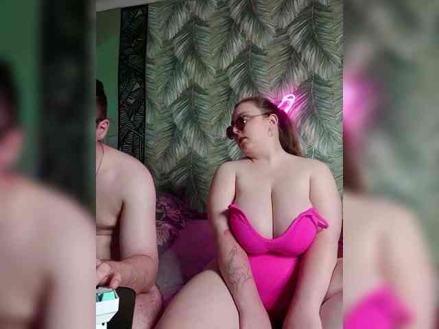 online webcam show Red-rooms