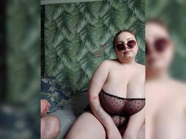 Red-rooms webcam