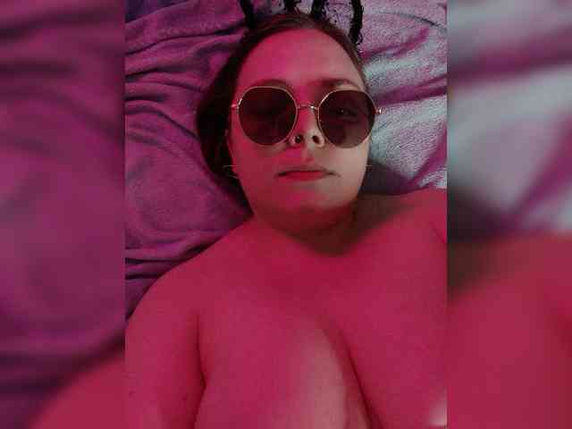 Red-rooms webcam