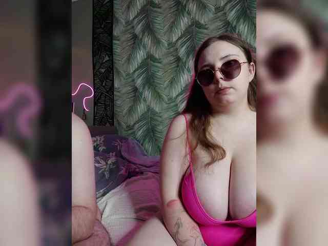 Red-rooms webcam