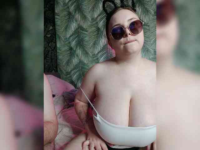 Red-rooms webcam