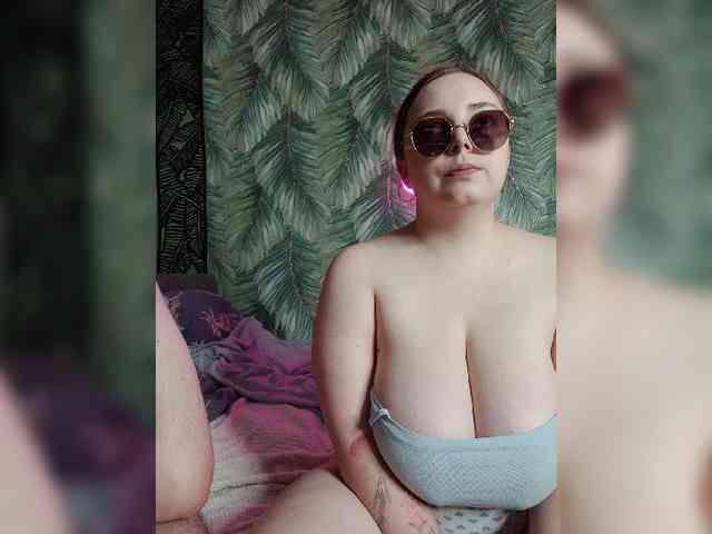 Red-rooms webcam
