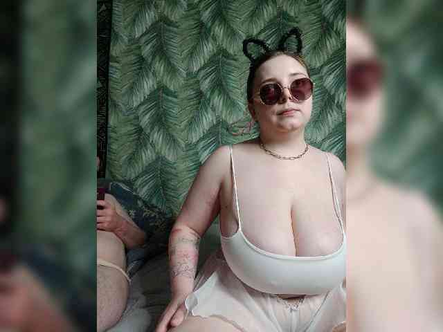 Red-rooms webcam