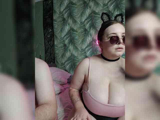 Red-rooms webcam