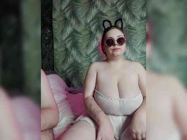 Red-rooms webcam