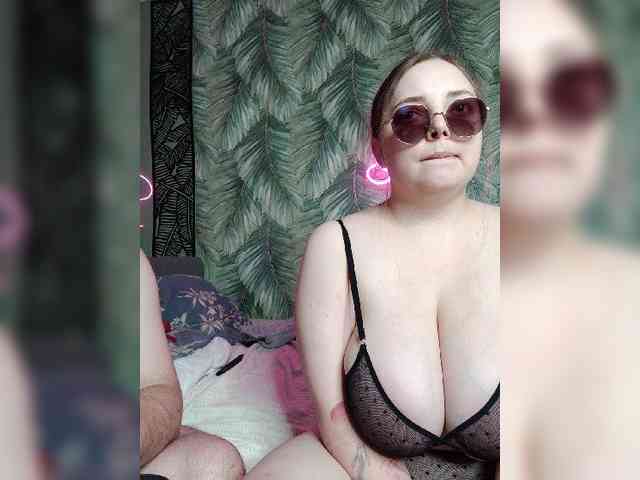 Red-rooms webcam