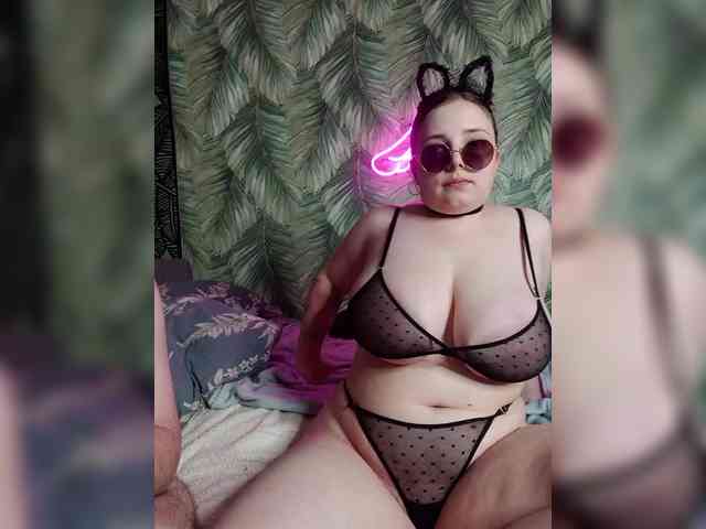 Red-rooms webcam