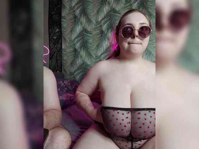 Red-rooms webcam