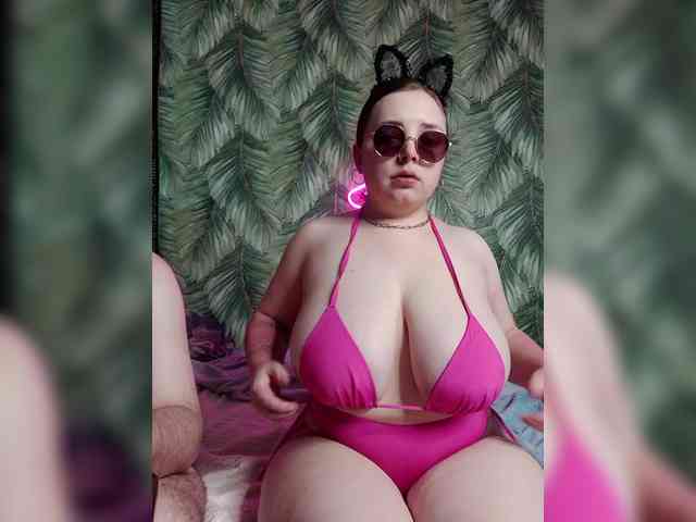 Red-rooms webcam