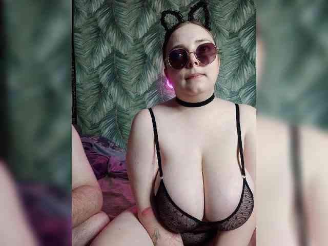 Red-rooms webcam