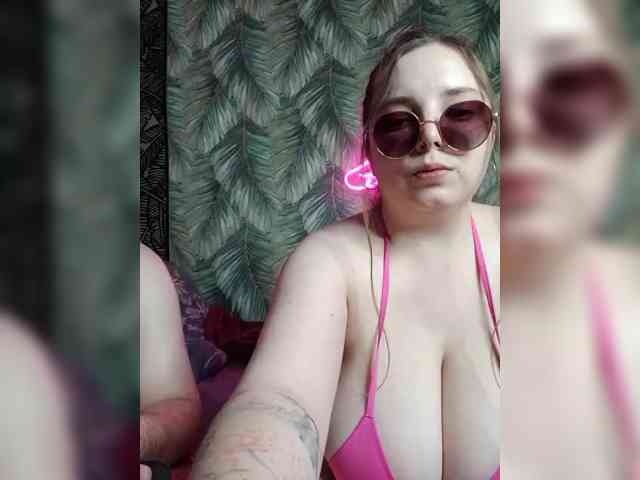 Model: Red-rooms