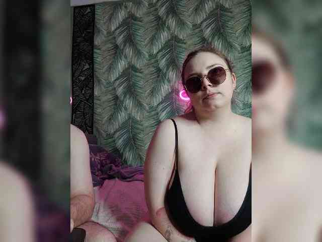 Red-rooms webcam