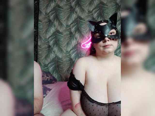 Red-rooms webcam