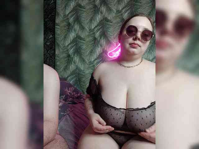 Red-rooms webcam