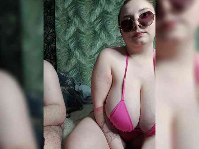 Red-rooms webcam