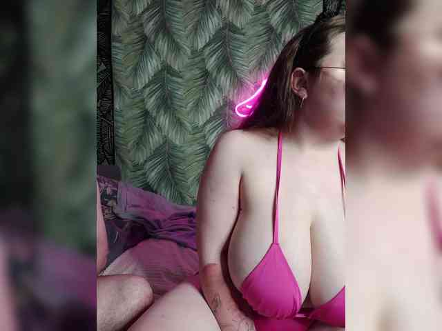 Red-rooms Sex Cam Show