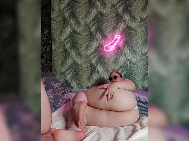 Red-rooms webcam