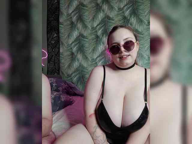Red-rooms webcam
