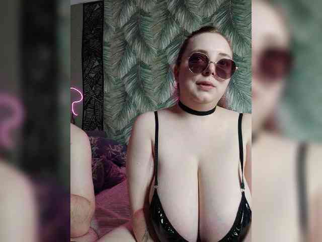 Model: Red-rooms