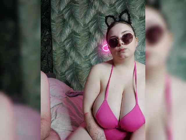 Red-rooms webcam