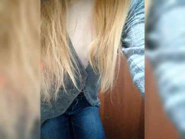 Malaya-kiss Live Webcam on BongaCams