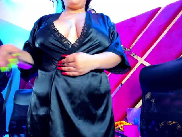 FreyjaNaugthy live cam on BongaCams