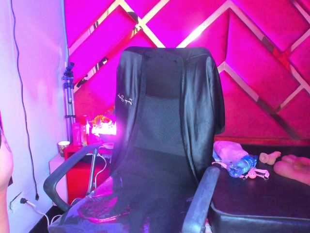 FreyjaNaugthy live cam on BongaCams