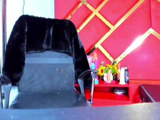 FreyjaNaugthy live cam on BongaCams