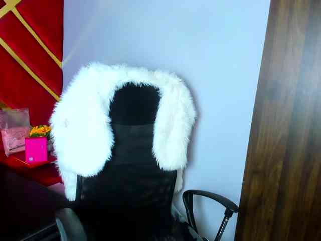 FreyjaNaugthy webcam