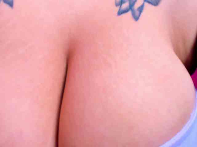FreyjaNaugthy webcam