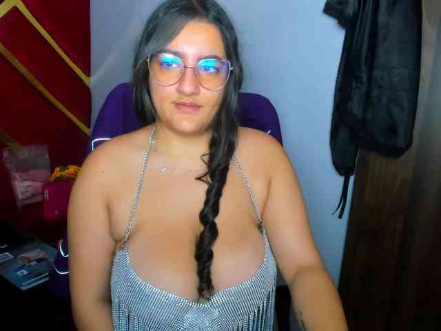 FreyjaNaugthy webcam