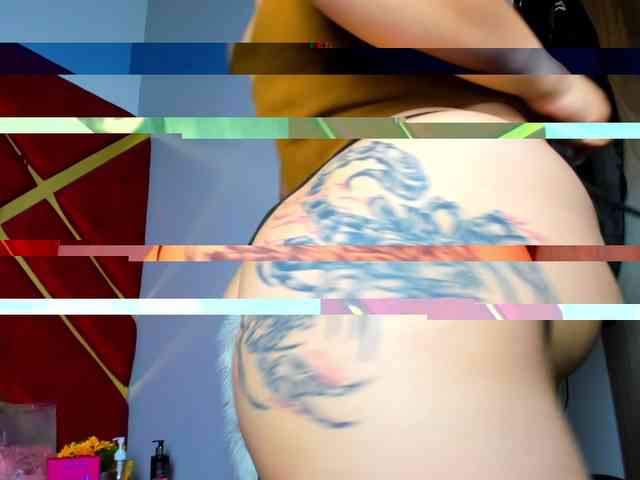 FreyjaNaugthy webcam