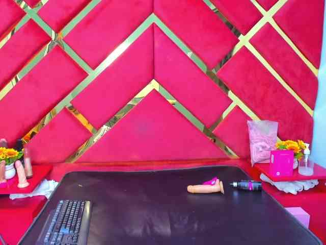 FreyjaNaugthy webcam