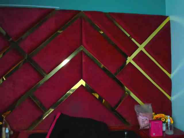 FreyjaNaugthy webcam