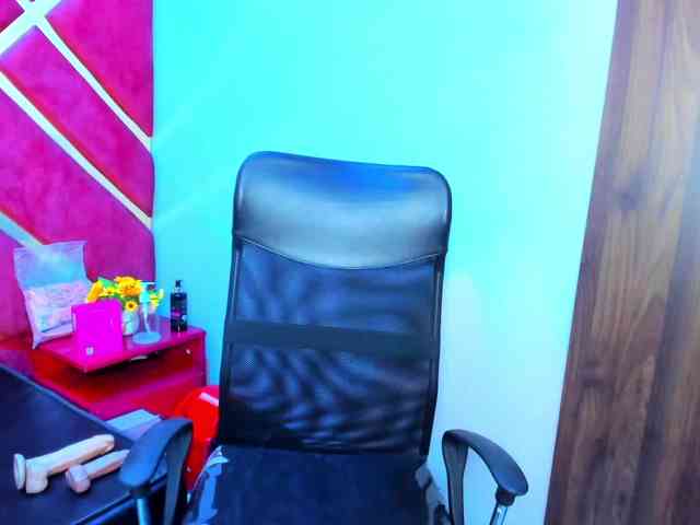 FreyjaNaugthy webcam