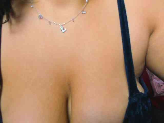 FreyjaNaugthy webcam