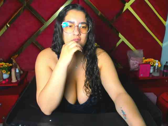 FreyjaNaugthy webcam