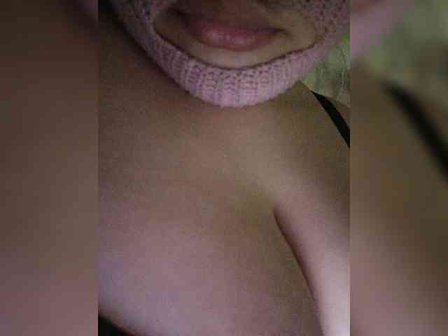 ExclusiveVIRGIN webcam