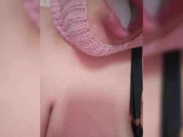 ExclusiveVIRGIN webcam