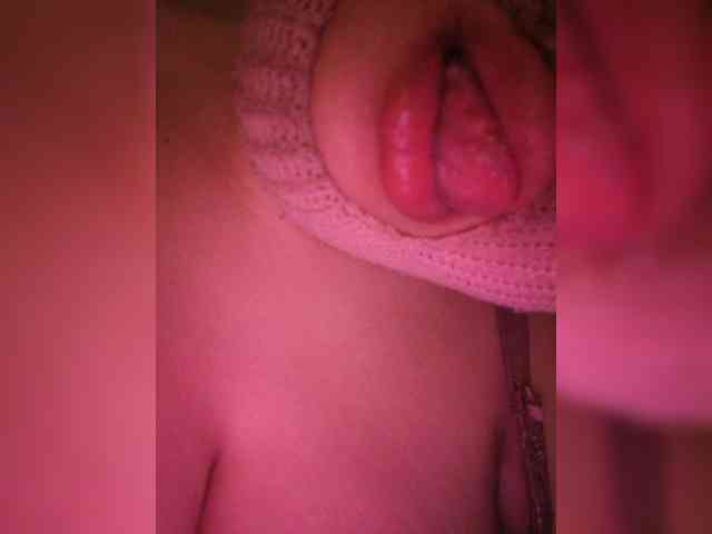 ExclusiveVIRGIN webcam