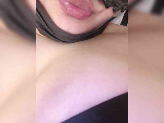ExclusiveVIRGIN webcam