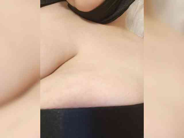 ExclusiveVIRGIN webcam